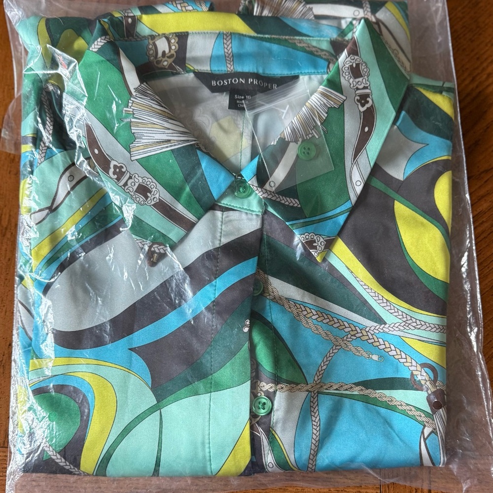 Multicolor Patterned Women's Top - Picture 7 of 7